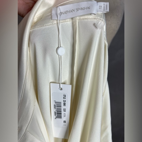 Rhoda Fossil Crochet Dress
Regular price
$795 - Picture 13 of 13